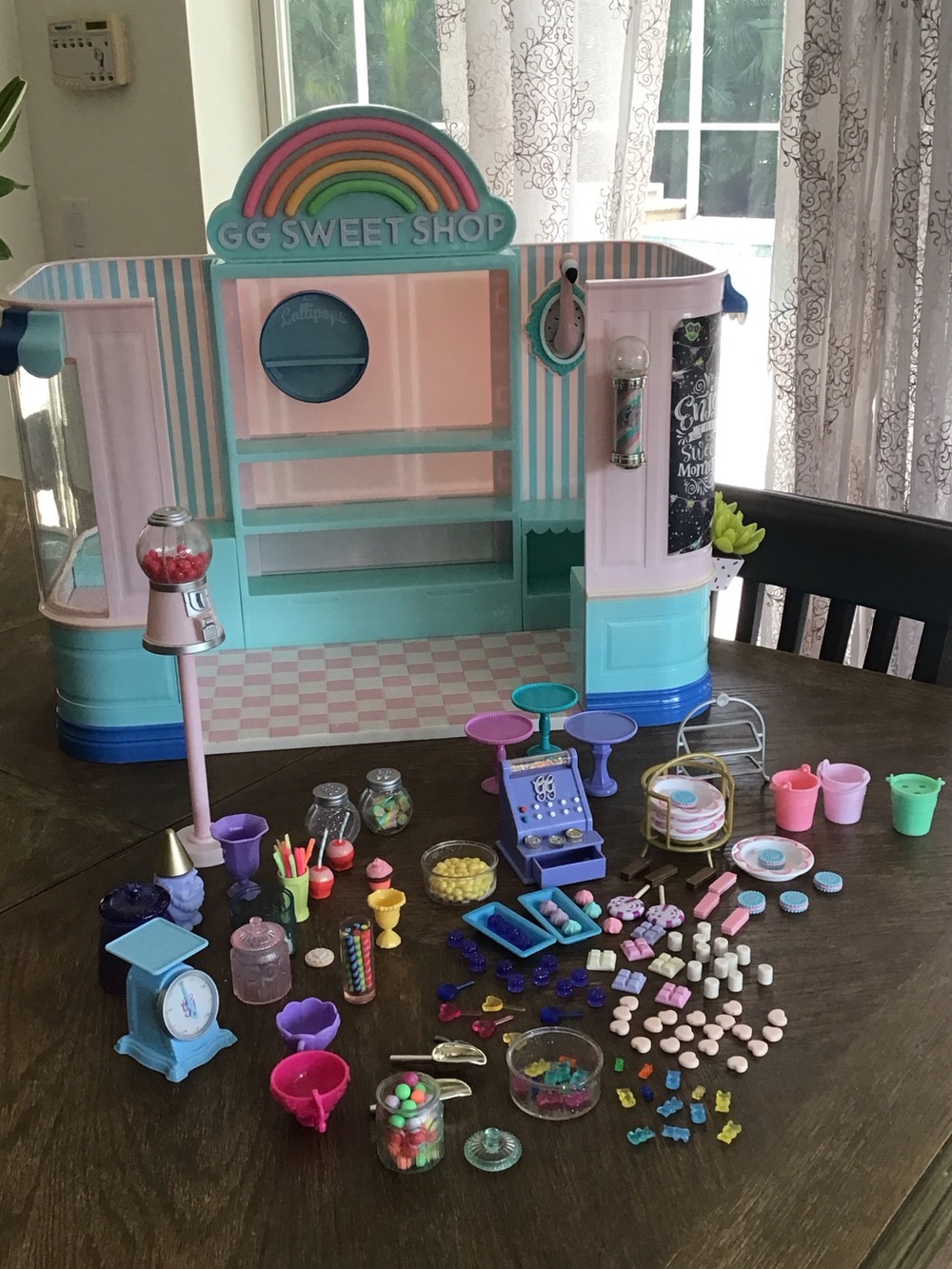 Glitter Girls Sweet Shop Playset